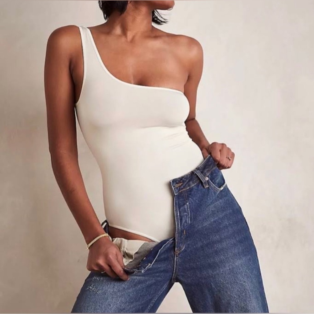Free People Too Late One-Shoulder Cream Top NWOT